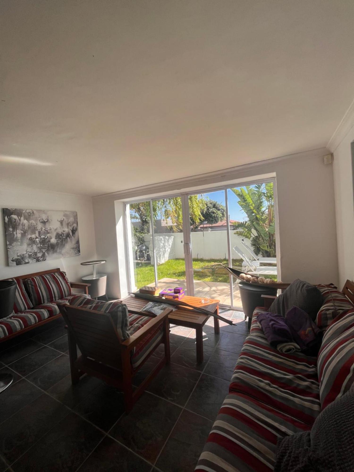 Willa Cozy Camps Bay House With Mountain And Sea View Kapsztad Zewnętrze zdjęcie