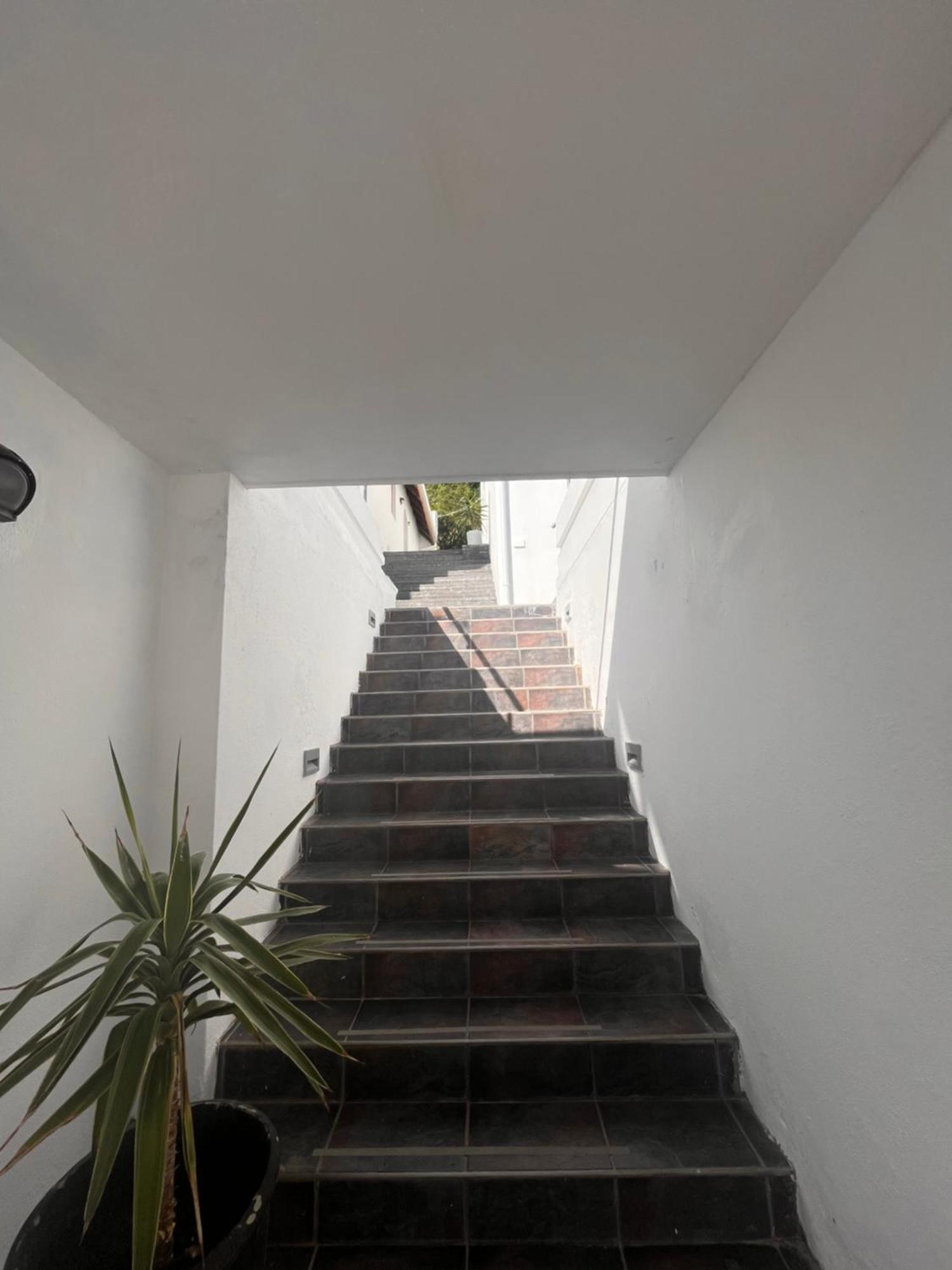 Willa Cozy Camps Bay House With Mountain And Sea View Kapsztad Zewnętrze zdjęcie