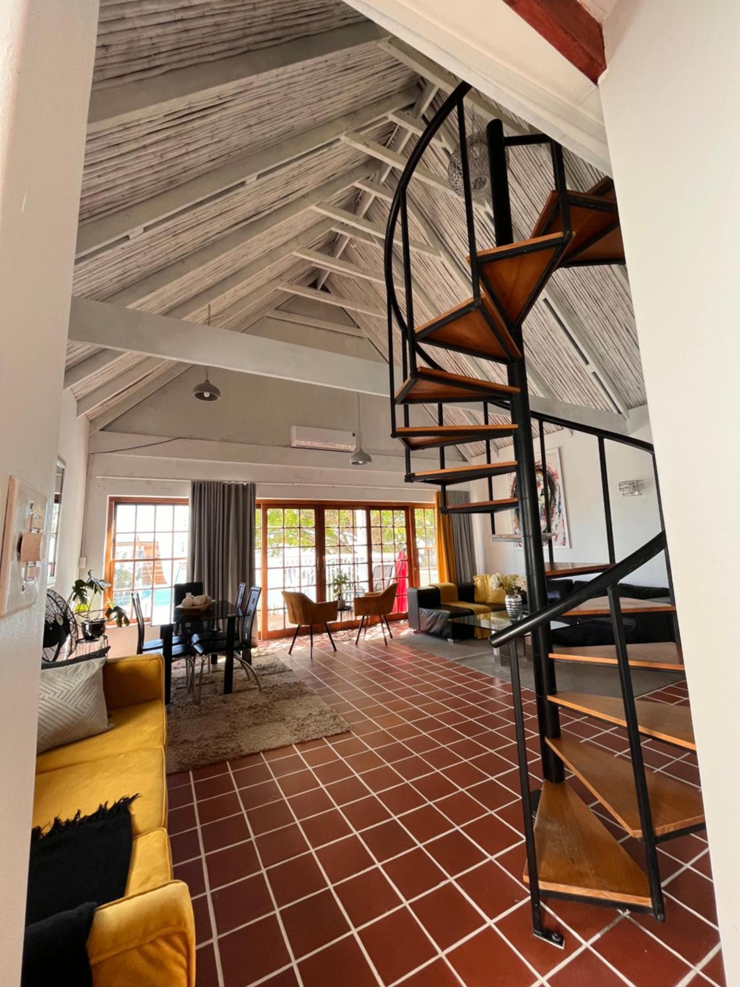 Willa Cozy Camps Bay House With Mountain And Sea View Kapsztad Zewnętrze zdjęcie